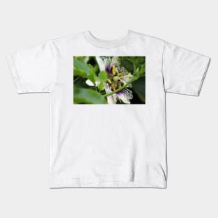 Passion Flower Closeup Kids T-Shirt